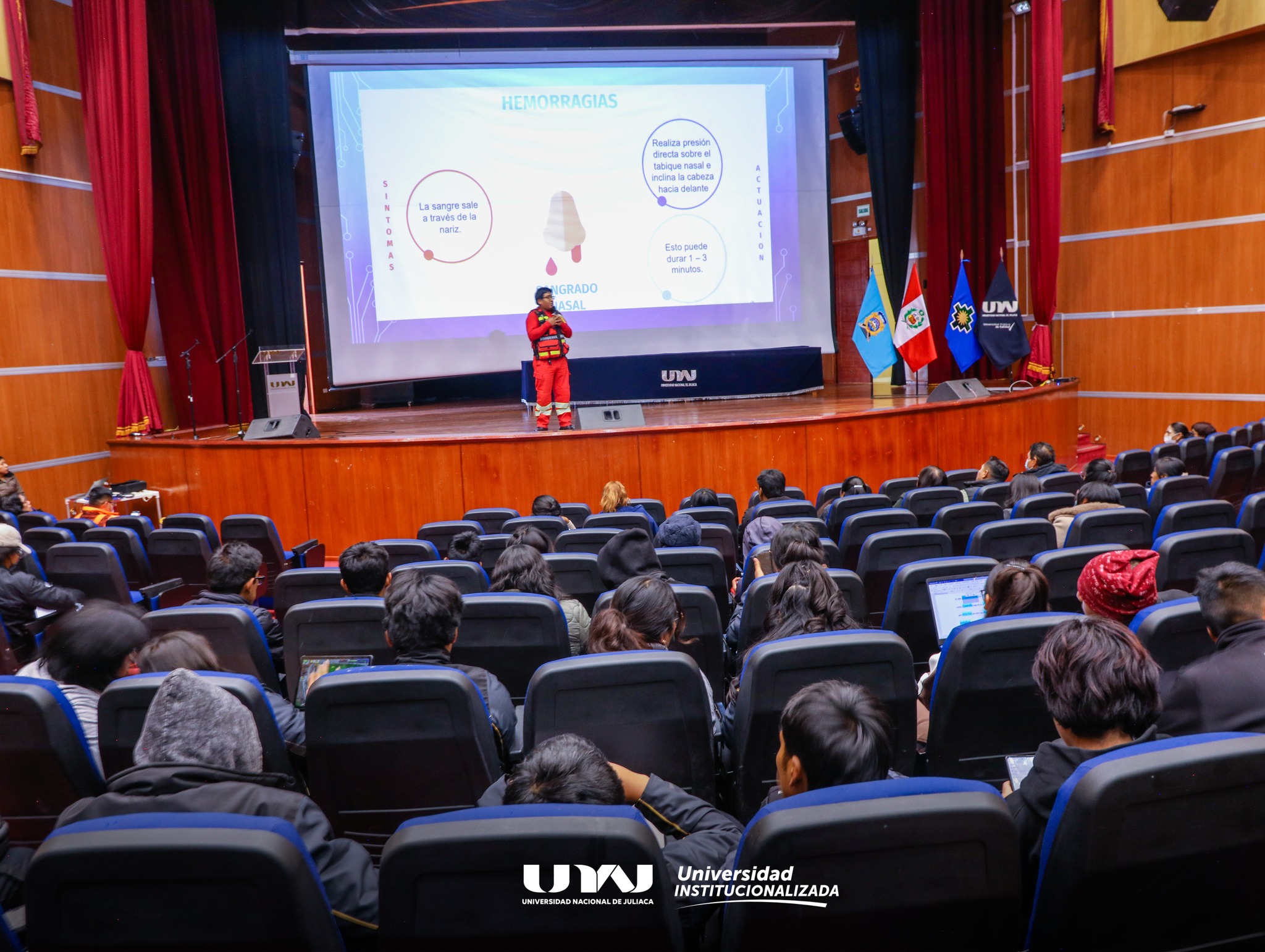 una jornada de capacitación y sensibilización dirigida a estudiantes, docentes, personal administrativo 