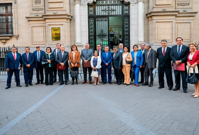 En una reunión estratégica para el futuro de la educación universitaria